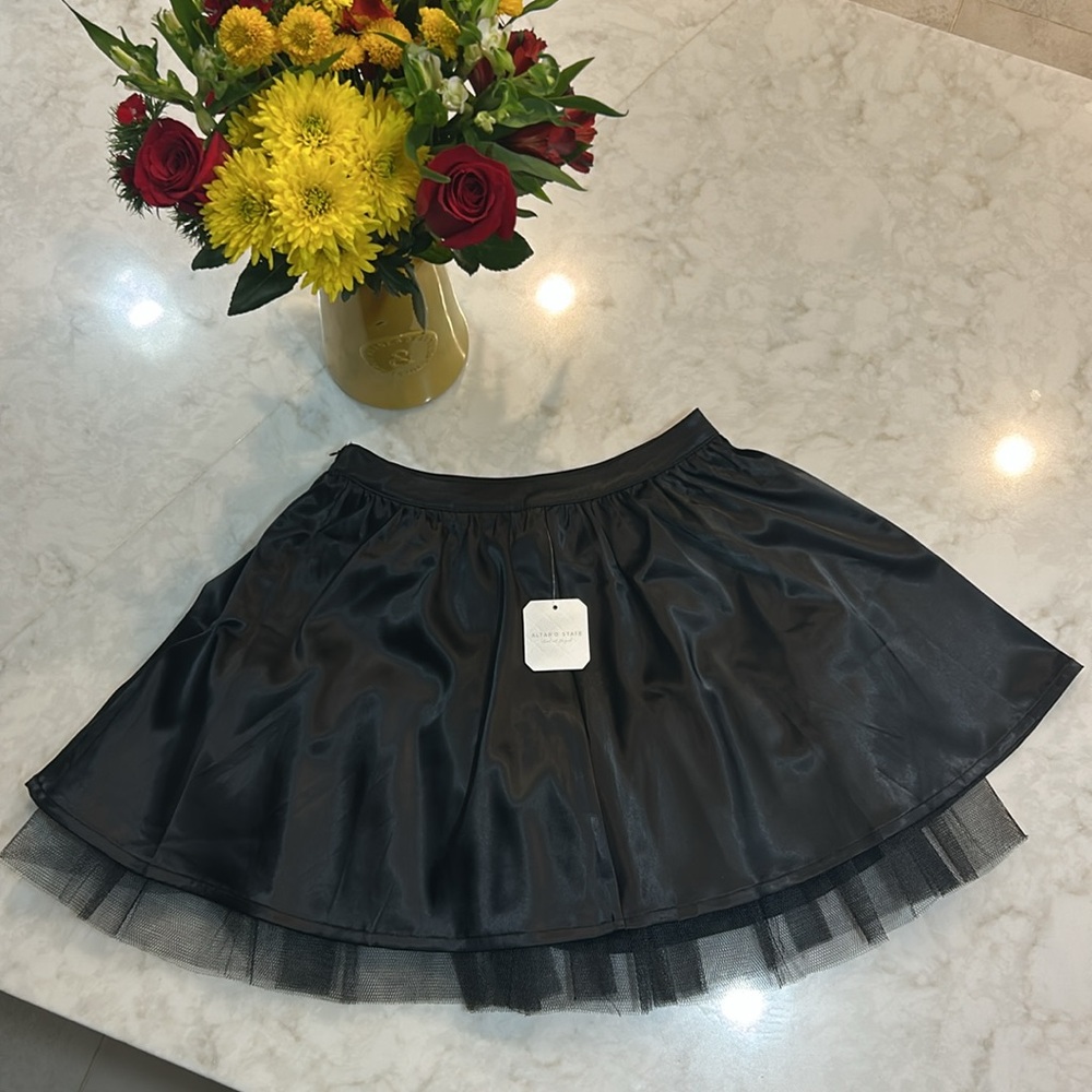 NWT Roxie Tulle Skirt - Picture 4 of 6